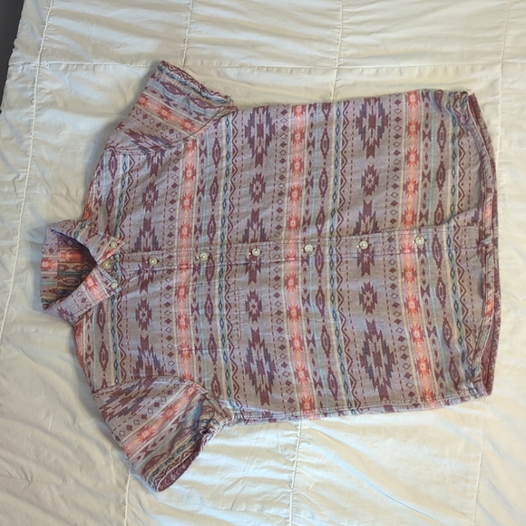 Reversible Hollister Button Up Patterned Tshirt - Small - Picture 8 of 13